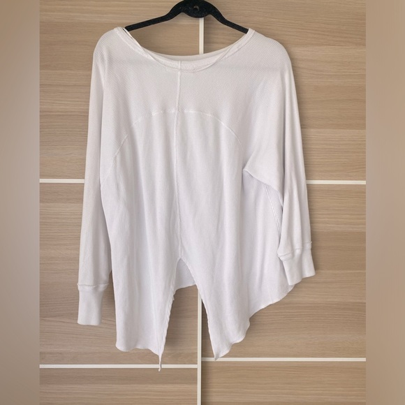 Free People Sweater - Picture 2 of 2